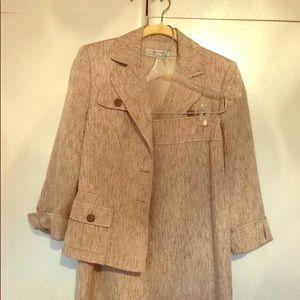 Tahari suit two piece. New no tags.